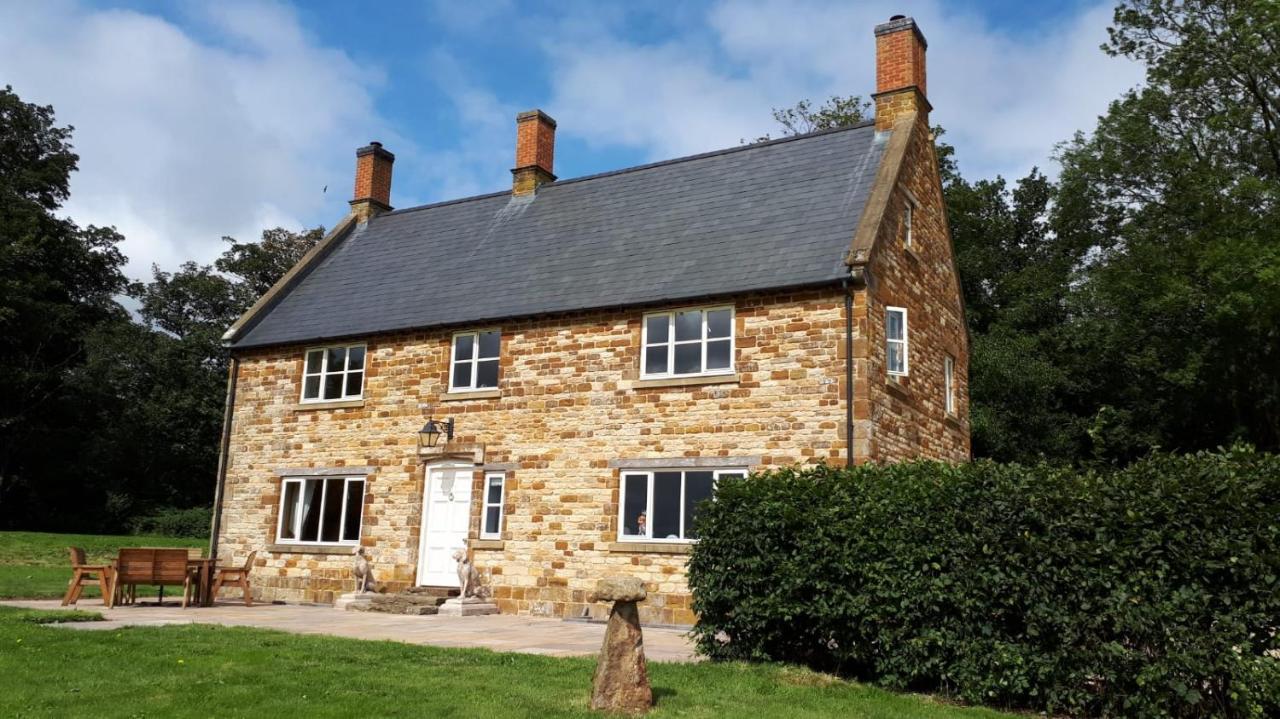 Cockley Hill Farm Bed & Breakfast Brackley  Bagian luar foto