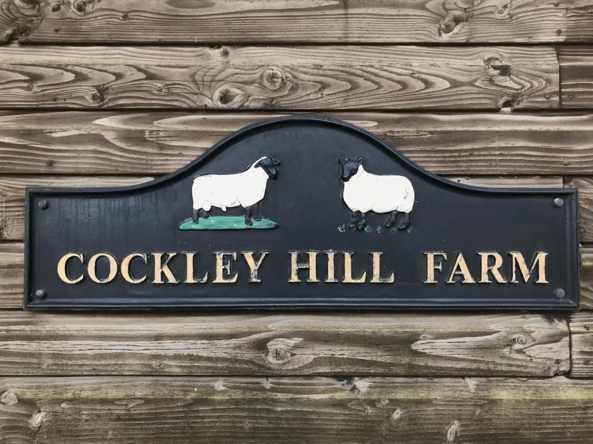 Cockley Hill Farm Bed & Breakfast Brackley  Bagian luar foto