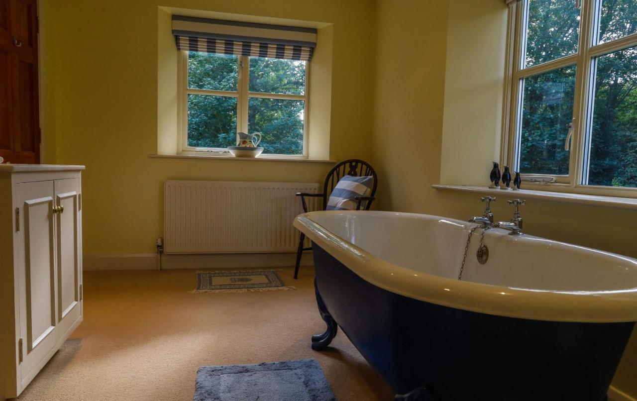 Cockley Hill Farm Bed & Breakfast Brackley  Bagian luar foto
